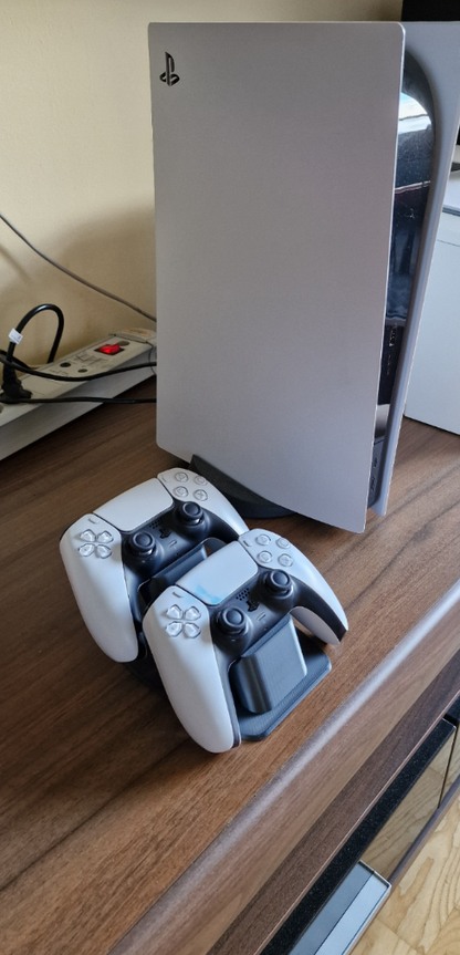 Suporte Duplo para Comandos PS5 – Organização e Estilo para o Teu Setup 🎮