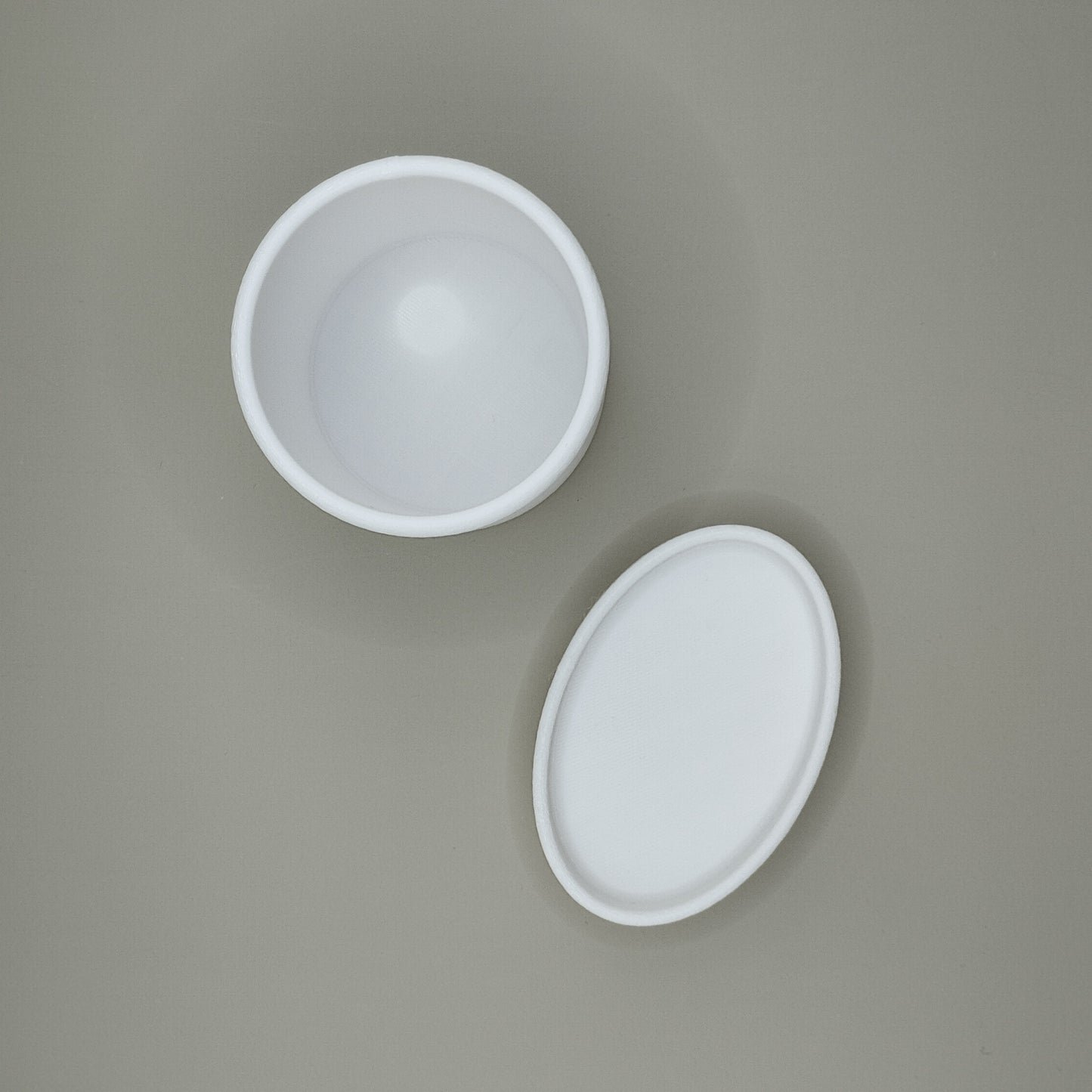 Conjunto de Casa de Banho – Saboneteira e Copo Minimalista 🧼